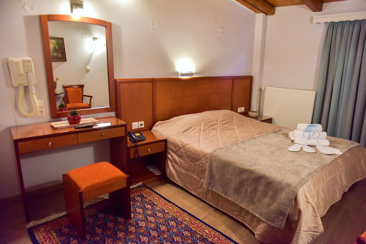 Oscar Hotel Amfilochia Ngoại thất bức ảnh